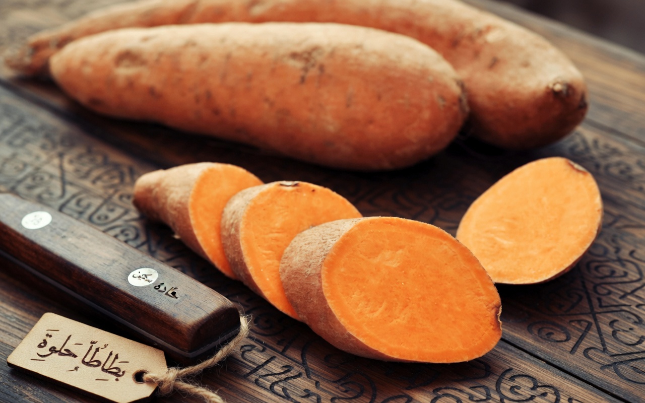 تناول هذه الأطعمة الطبيعية الـ12 يوميًا بعد سن الخمسين – لتعزيز الطاقة وتقوية العظام وتحسين الذاكرة