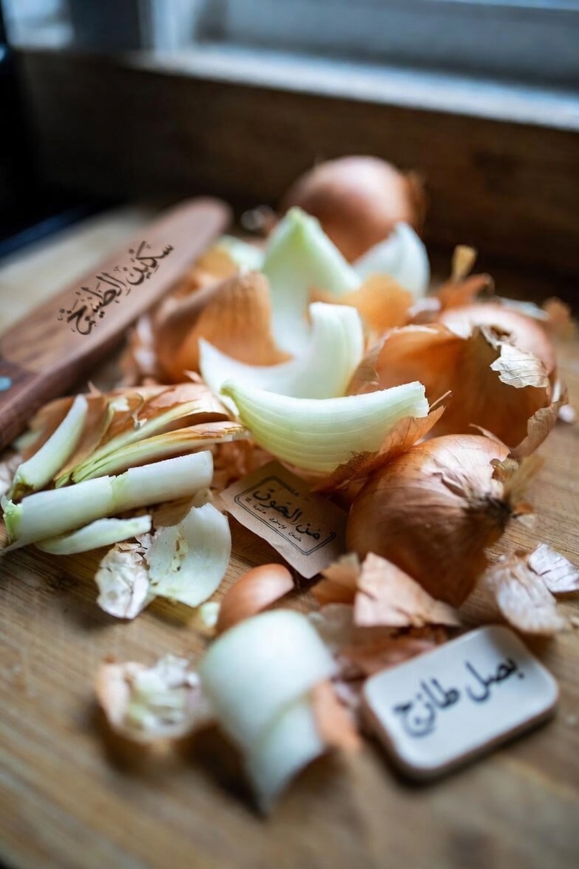 اكتشف طرقًا بسيطة لدمج قشور البصل في روتينك اليومي لدعم صحة البروستاتا والمثانة بشكل طبيعي